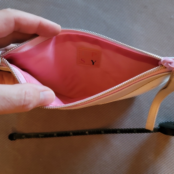 Ipsy | Marbel Pink Makeup Bag | NWOT - Picture 3 of 3